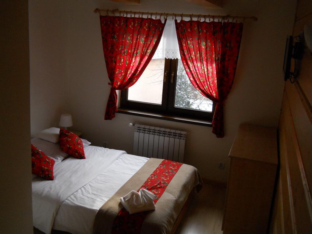 Pokoje Goscinne Jurgowianka Bagian luar foto